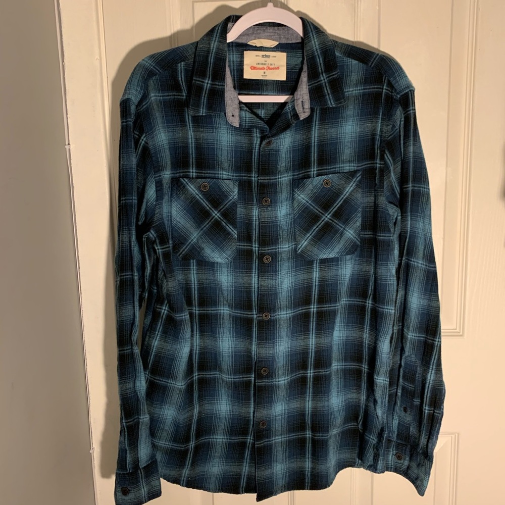 Urban Pipeline Flannel Long Sleeve Button Up
